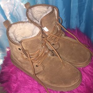 UGGS